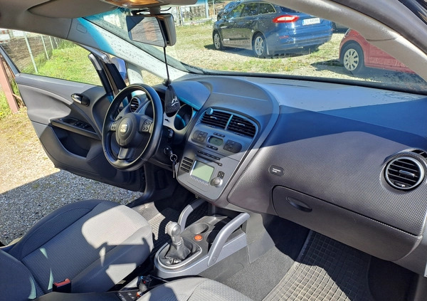 Seat Altea XL cena 15900 przebieg: 120000, rok produkcji 2009 z Mieszkowice małe 106